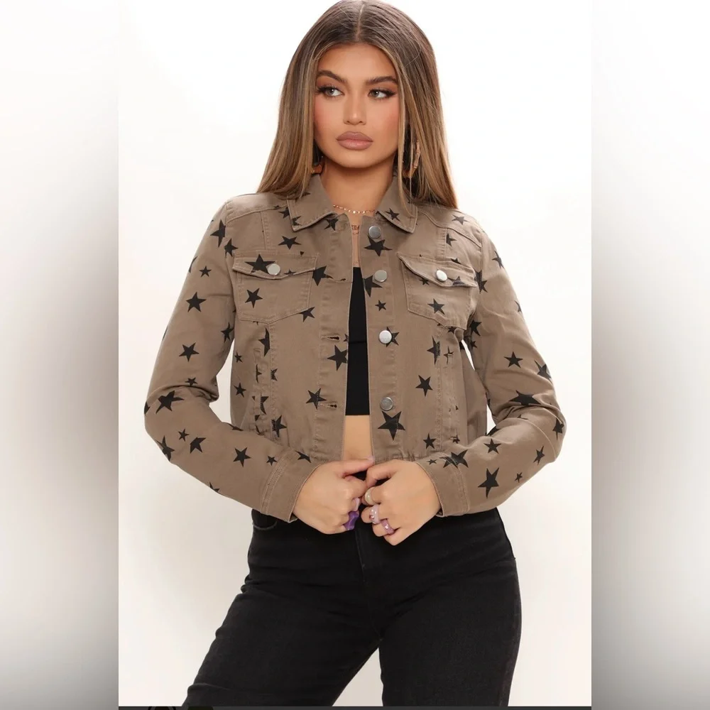 Star-Patterned Jacket - Picture 2 of 4